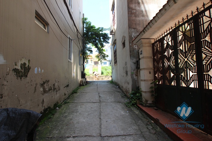 House for rent in Tay Ho Hanoi with 4 bedrooms and large garden at Westlake area